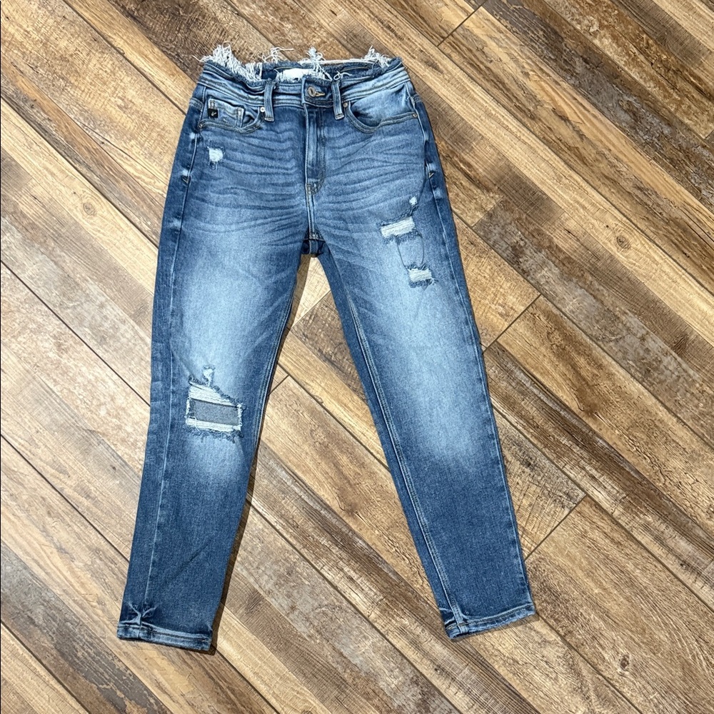 KanCan Women Medium Wash Frayed Raw Waistband Distressed Skinny Jeans 1/24
